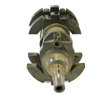 Wał korbowy silnika