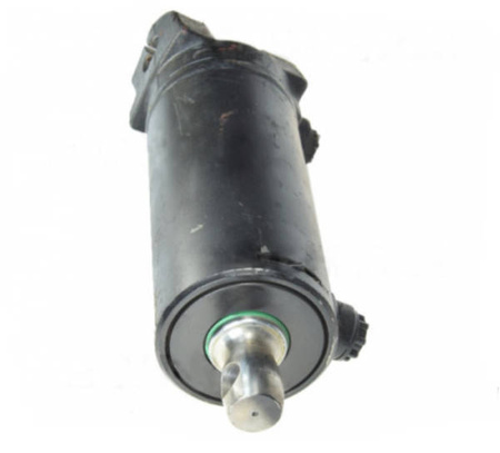 Siłownik układu kierowniczego MF-4, przedniego napędu do URSUS 4512