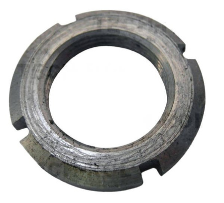 Nakrętka łożyskowa osi koła pośredniego (KM 4)