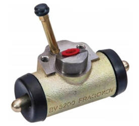 Cylinderek hamulcowy prawy