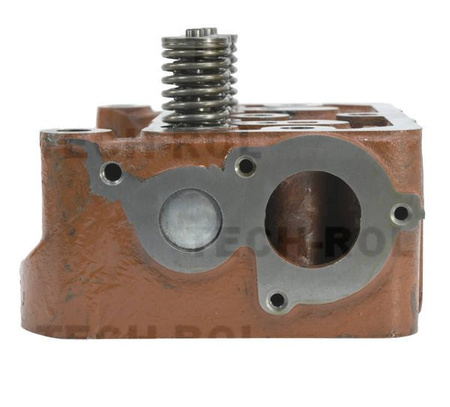 Głowica silnika - kompletna