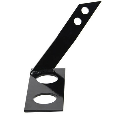 Wspornik gniazd hydraulicznych do rozdzielacza nowy typ