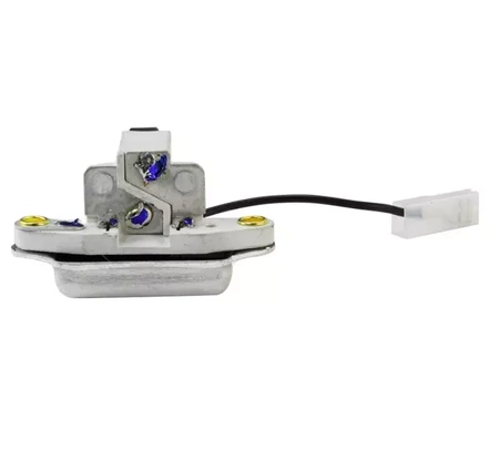Regulator napięcia alternatora 70A