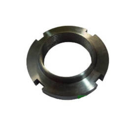 Nakrętka przekładni głównej przedniego napędu