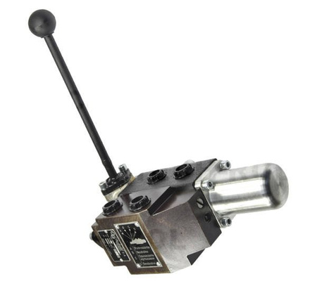 Rozdzielacz hydrauliki zewnętrznej