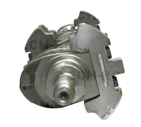 Wał korbowy silnika