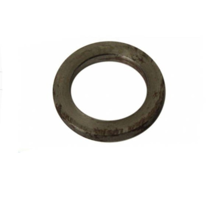 Pierścień dystansowy napędu pompy