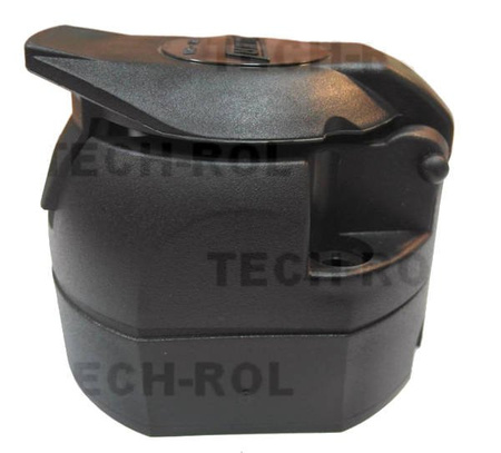 Gniazdo 7 - biegunowe plastikowe Tuna 